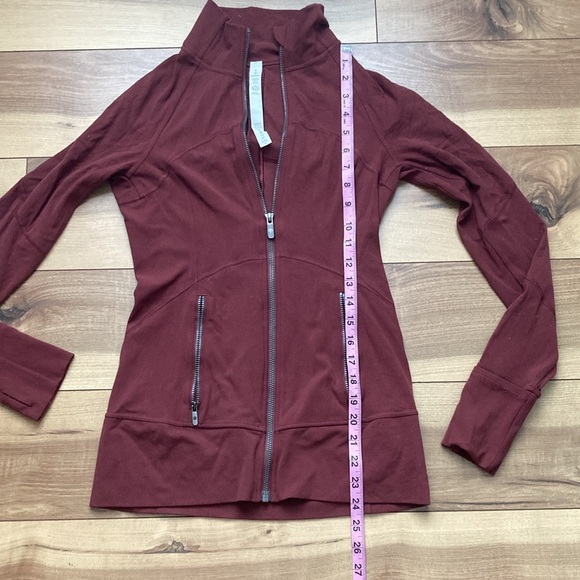 Lululemon Contour Jacket - Picture 8 of 11